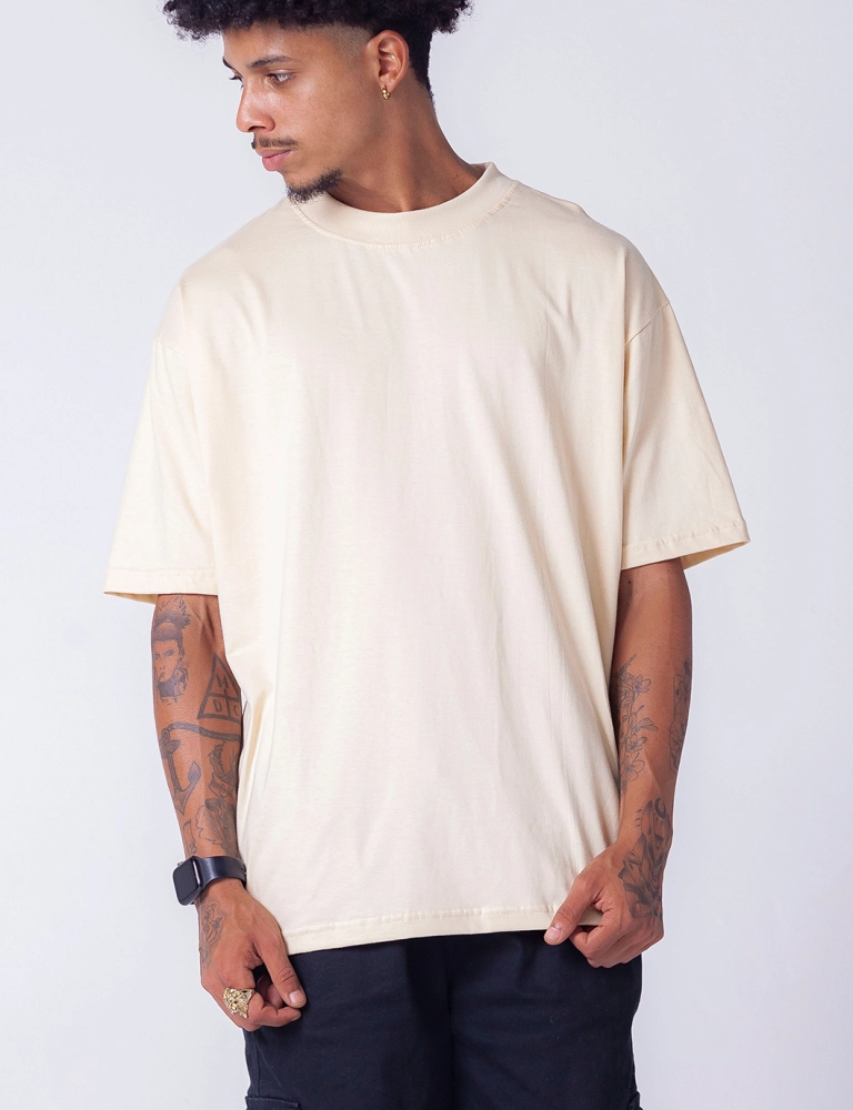 Camiseta Básica Oversized Creme
